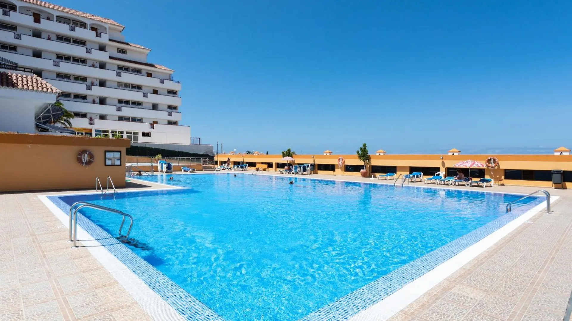プエルト・デ・サンティアゴSeguro El Sol En Playa De La Arenaアパートメント